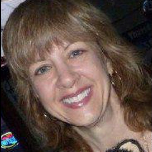 Meet your Posher, Zoi - Picture 1 of 1